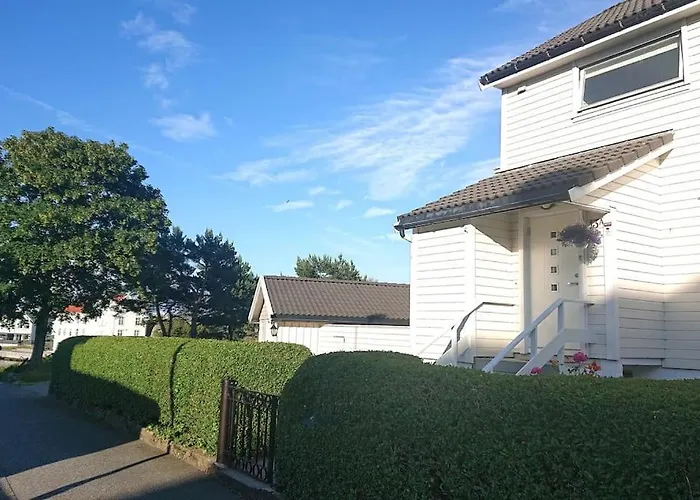 By The Sea Apartment